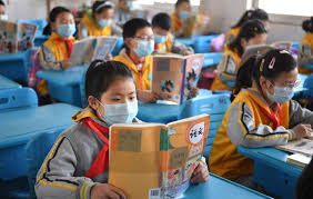 اعادة فتح المدارس في كوريا الجنوبية بفضل انحسار الوباء