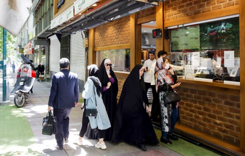 إعادة فتح المطاعم في إيران