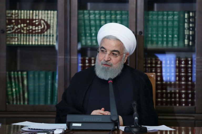 الرئيس الإيراني يدعو البرلمان الجديد إلى 
