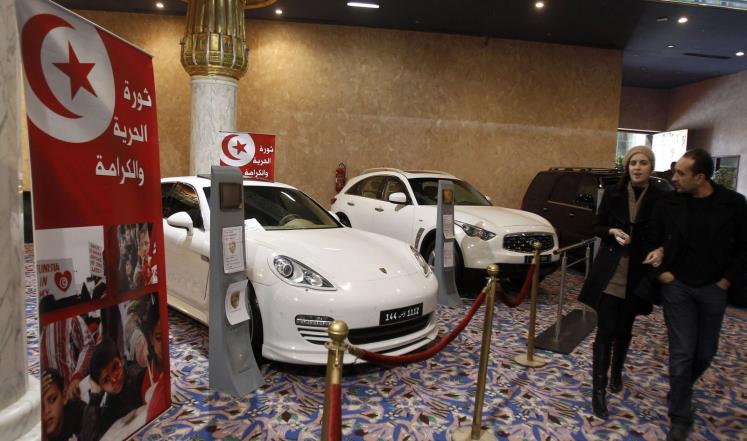 سيارات لزين العابدين بن علي تم عرضها للبيع بعد ثورة 2011