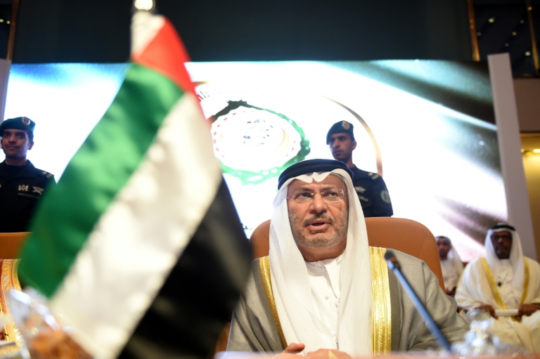 وزير الدولة الاماراتي للشؤون الخارجية أنور قرقاش في الرياض في 12 من نيسان/ابريل 2018.