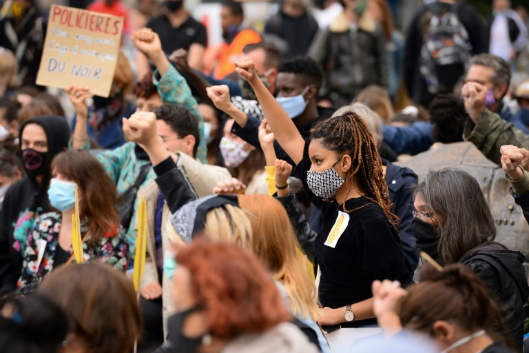 تظاهرة في 9 يونيو في مدينة بوردو الفرنسية احتجاجا على العنصرية وعنف الشرطة