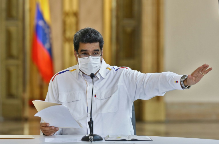 الرئيس الفنزويلي نيكولاس مادورو أثناء إلقائه خطابا متلفزا بتاريخ 9 أيار/مايو 2020