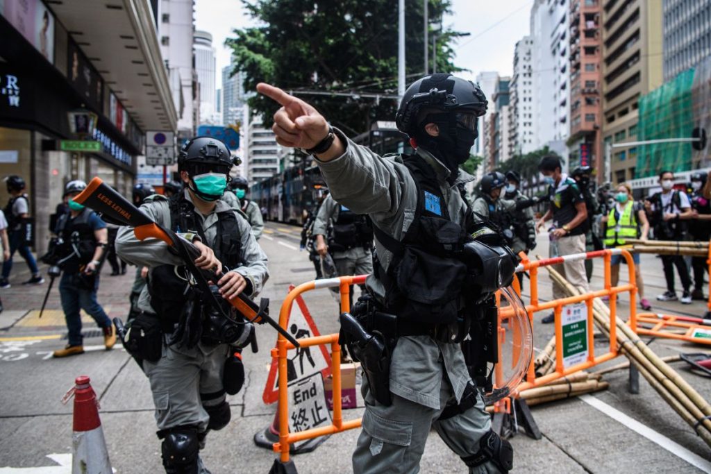 قوات أمن في هونغ كونغ