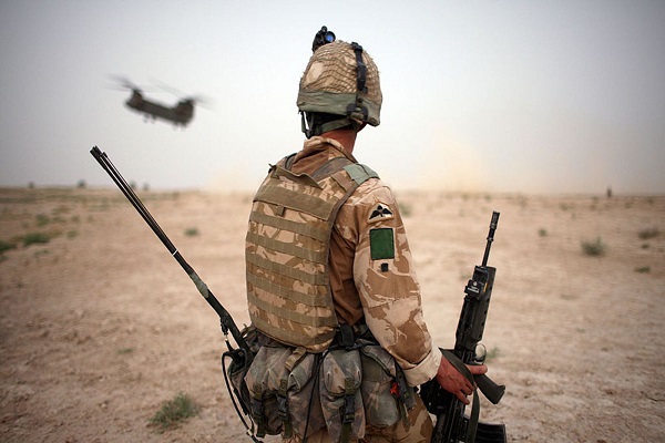 جندي من التحالف الدولي في أفغانستان (سكاي نيوز)