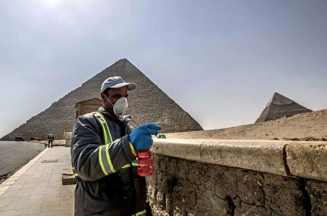 مصر تعيد فتح موقع أهرامات الجيزة