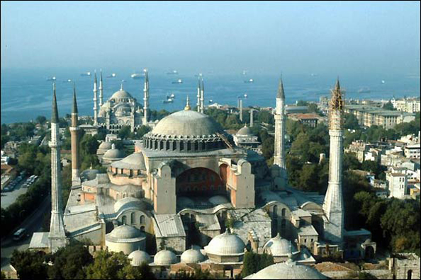 تركيا تبت اليوم في مستقبل آيا صوفيا لتحويلها إلى متحف أو مسجد