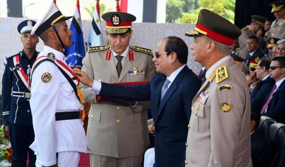 قانون مصري يشترط موافقة الجيش على ترشح ضباطه للرئاسة