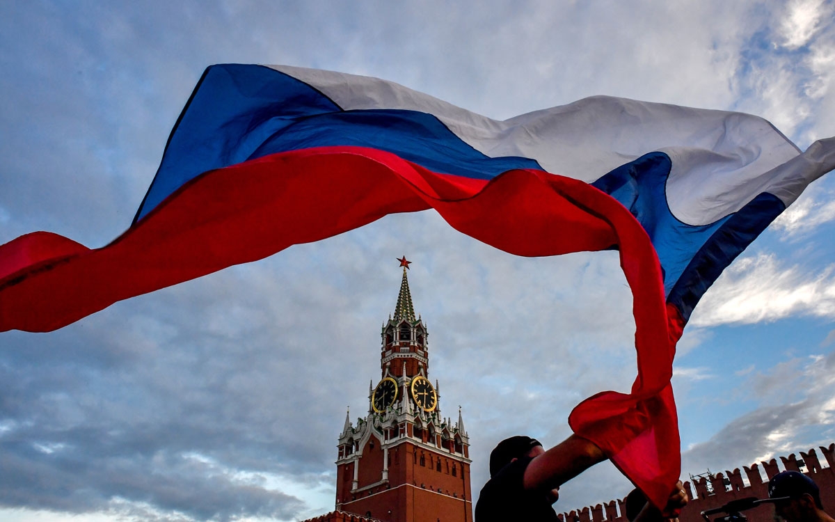 الادعاء الروسي يطلب السجن المشدد بحق ناشطين شباب