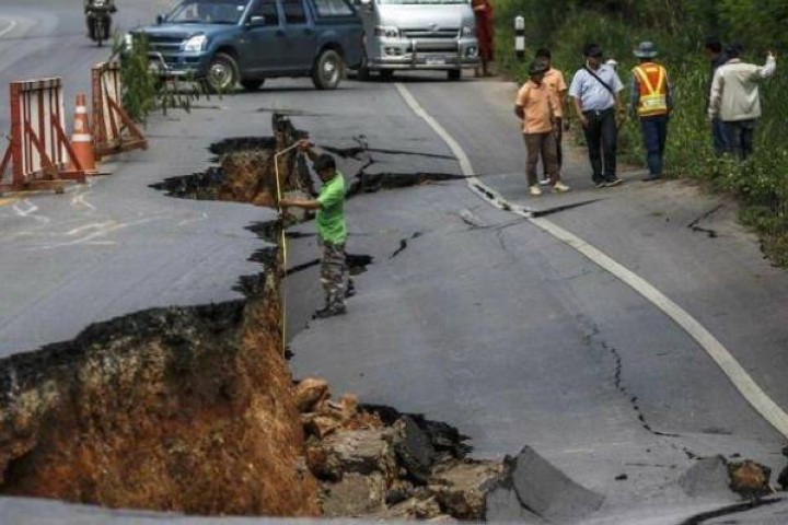 زلزال بقوة 6.9 درجات في بابوازيا-غينيا الجديدة وتحذير من تسونامي