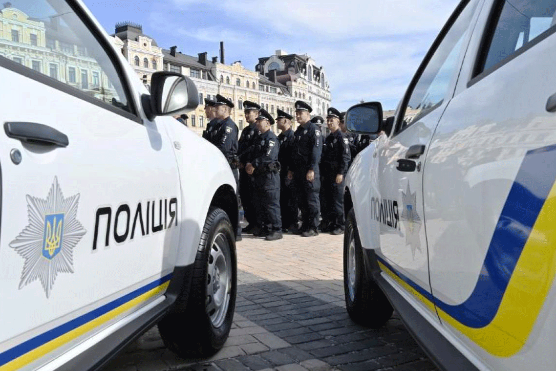 رجال الشرطة يفاوضون الخاطف في أوكرانيا