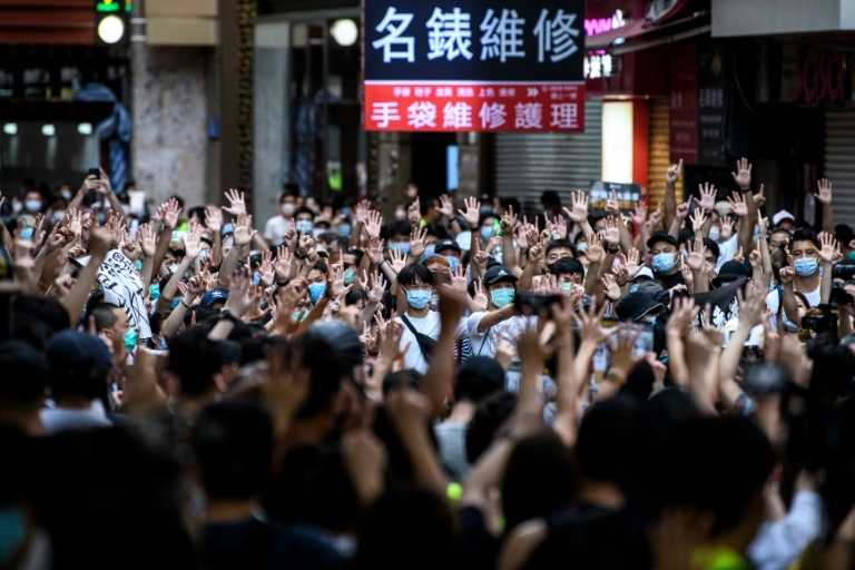 متظاهرون في هونغ كونغ. يوليو 2020