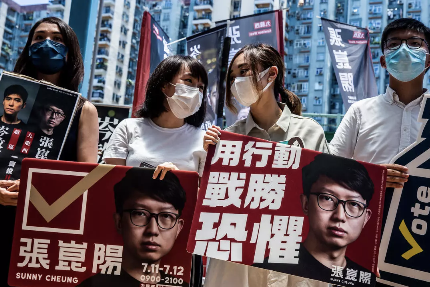 متظاهرون في هونغ كونغ يوم 12 /يوليو 2020 يطالبون بتعزيز الديموقراطية