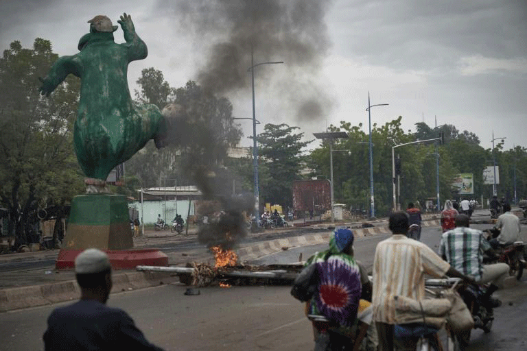 احتجاجات في شوارع باماكو يوم 11 يوليو 2020