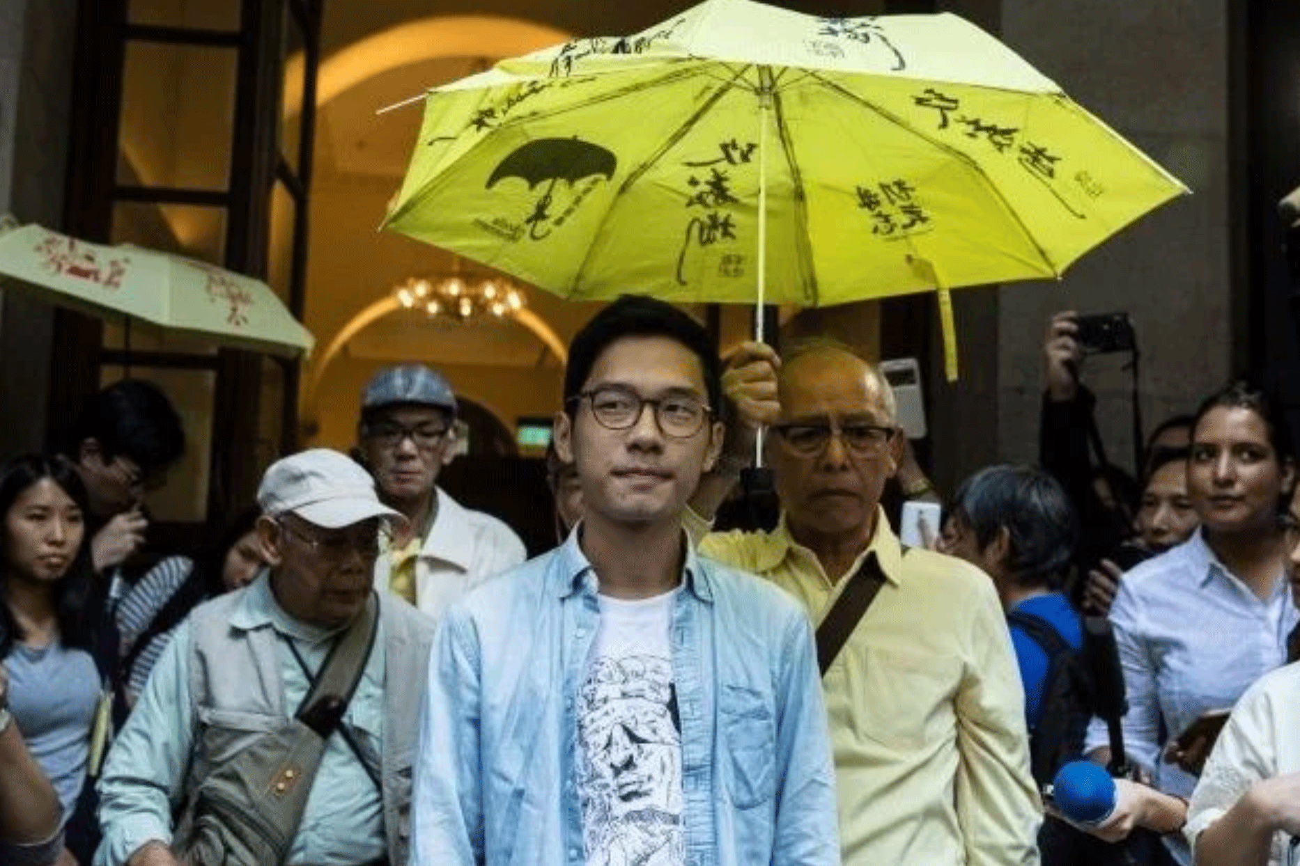 تسعى السلطات إلى اعتقال ناثان لاو وخمسة معارضين آخرين يقطنون خارج البلاد