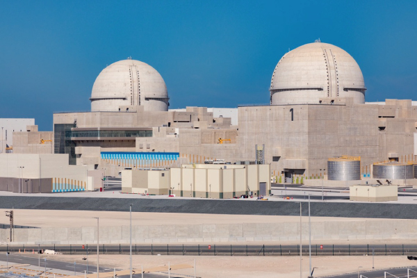 محطة براكة الإماراتية أول مفاعل نووي عربي