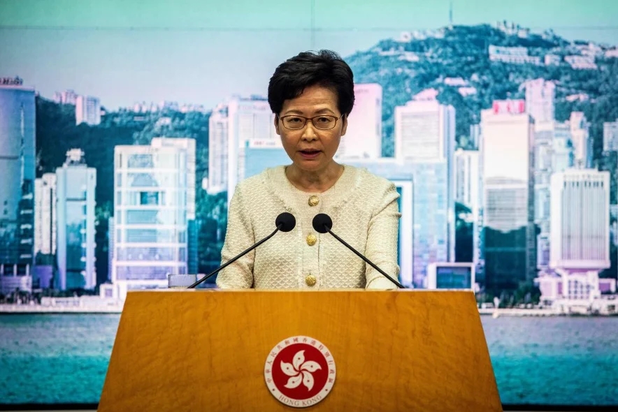 رئيسة السلطة التنفيذية في هونغ كونغ كاري لام 