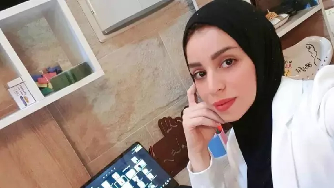 صورة للناشطة ريهام يعقوب تناقلها الناشطون على وسائل التواصل الاجتماعي بعد اغتيالها الأربعاء