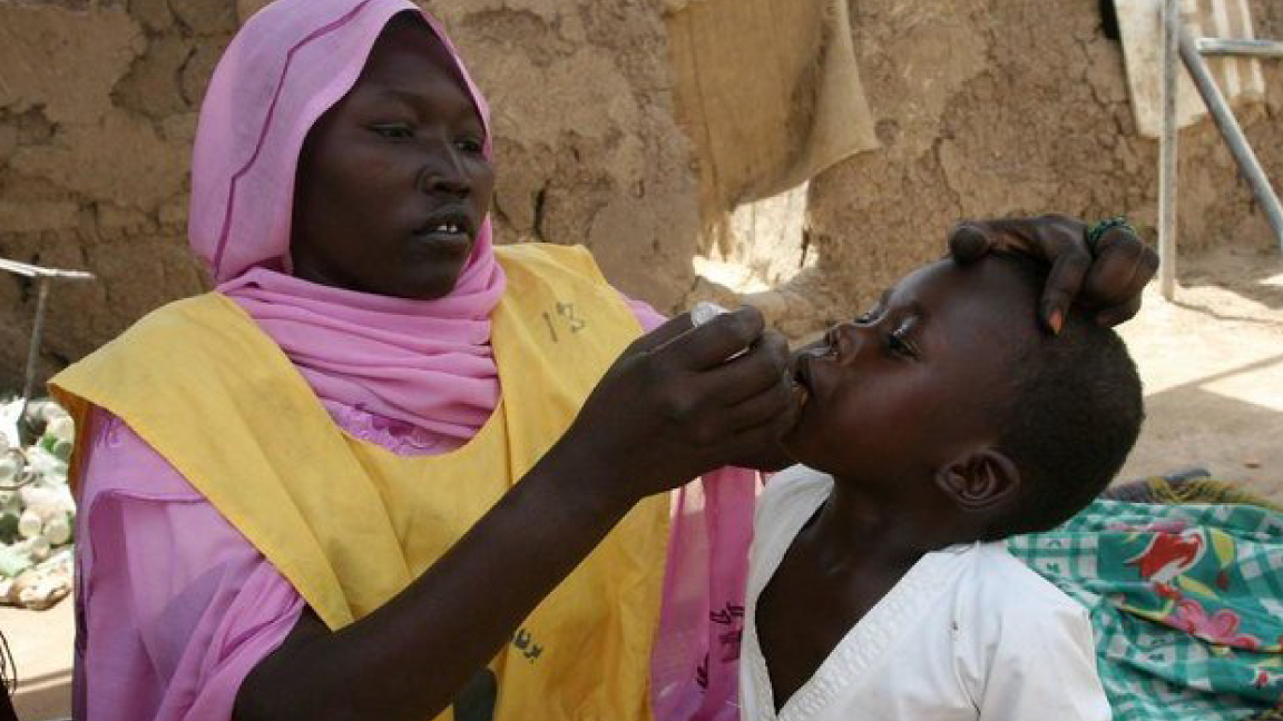 السودان يعود إلى التلقيح ضد شلل الأطفال بعد ظهور حالات في 9 ولايات سودانية