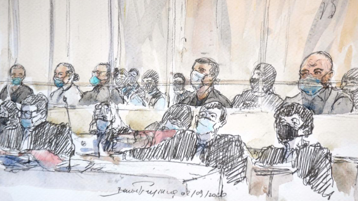 رسم يدوي للمتهمن الـ 14 في قضية الاعتداء على شارلي إيبدو في محكمة باريس الأربعاء