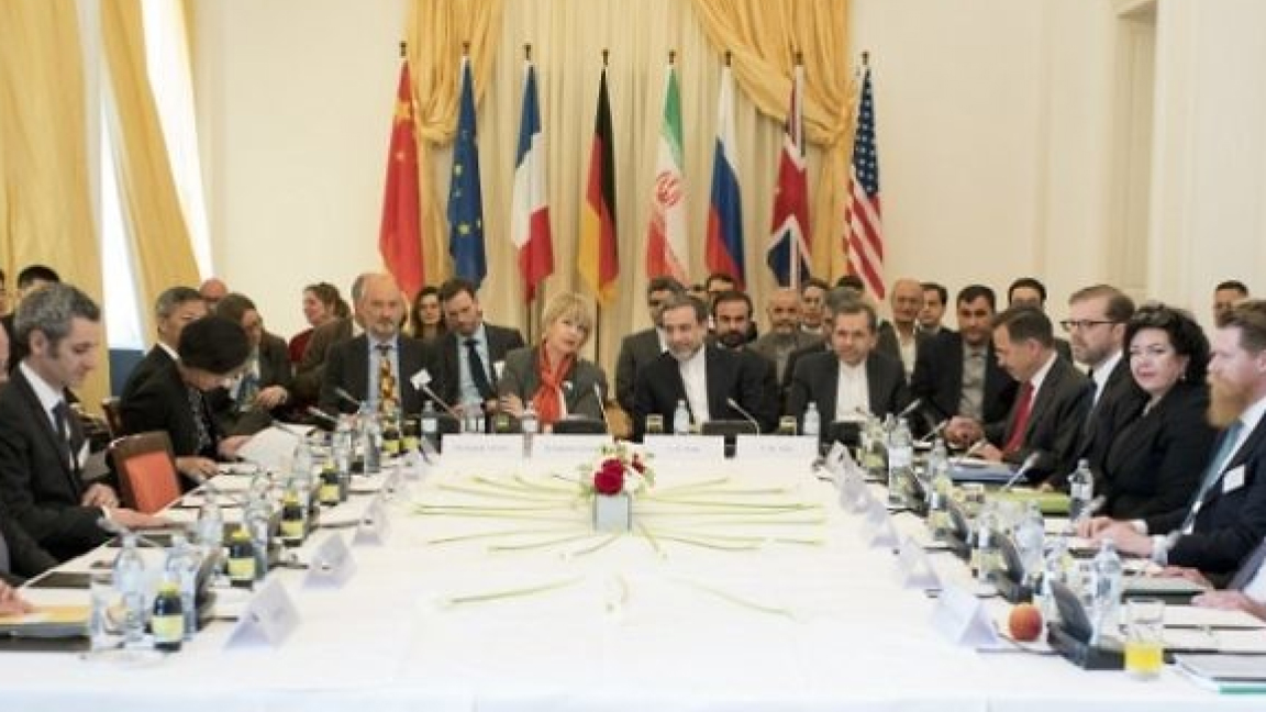 صورة أرشيفية لجلسات التفاوض بين إيران والدول الكبرى تمهيدًا للاتفاق النووي