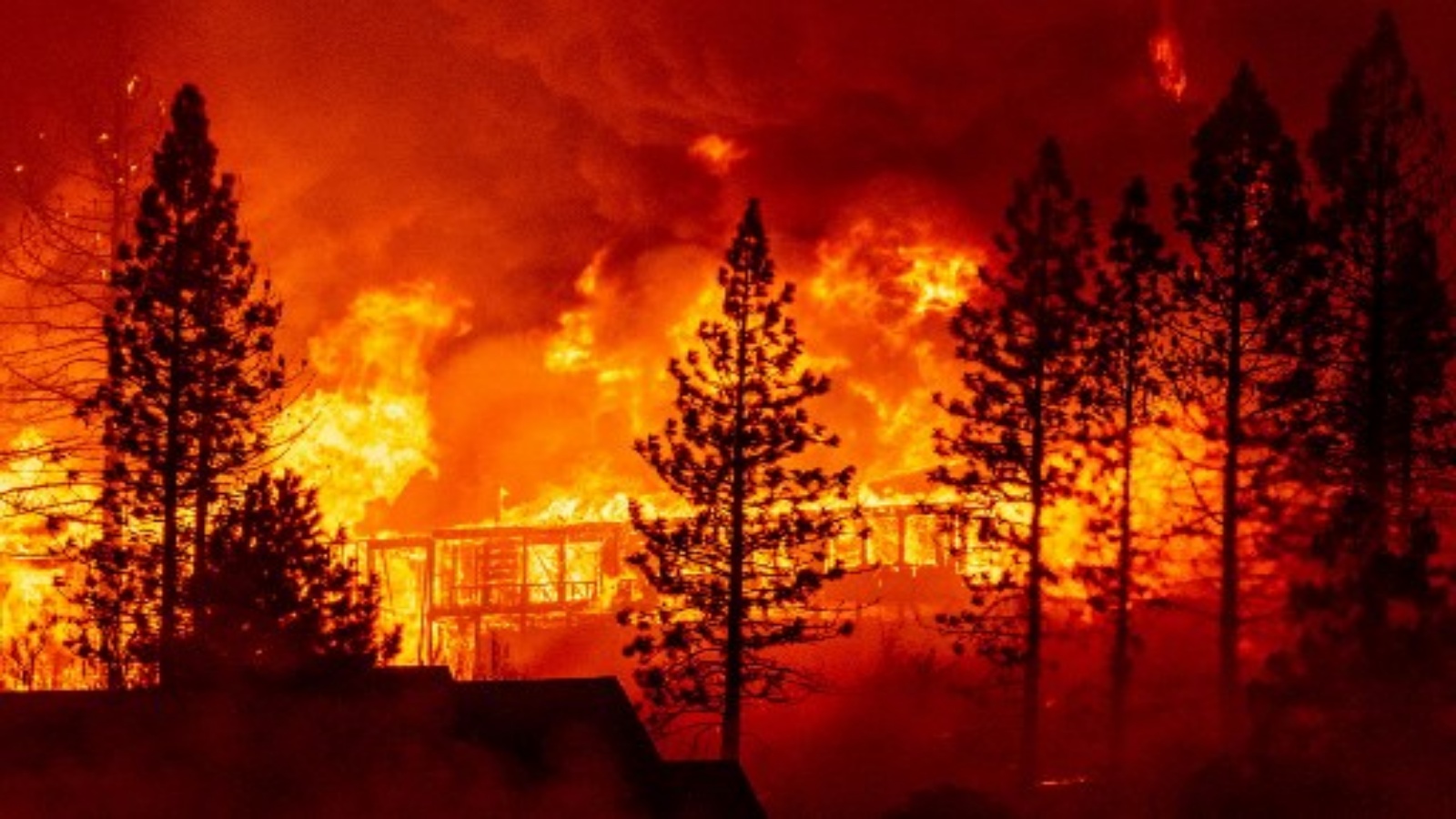 حرائق كاليفورنيا التهمت مساحة غير مسبوقة منذ 33 عاماً