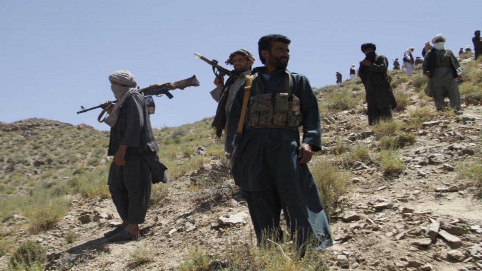 مقتل أكثر من 30 عنصرا بحركة طالبان بغارات للجيش الأفغاني