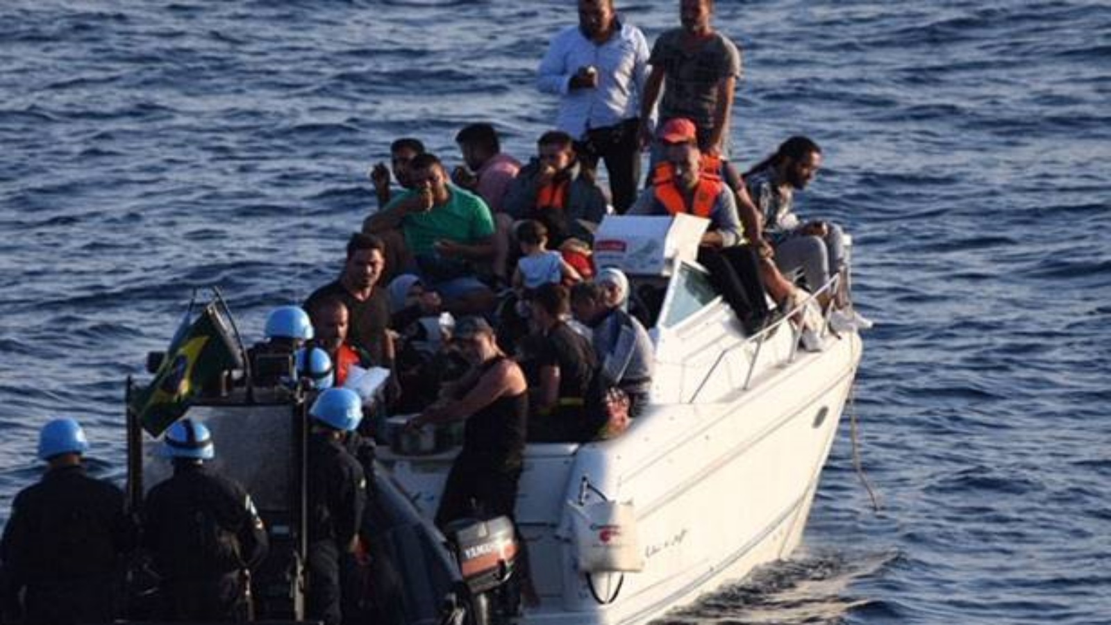قوة اليونيفيل تنقذ 36 شخصاً في قارب قبالة الشواطئ اللبنانية
