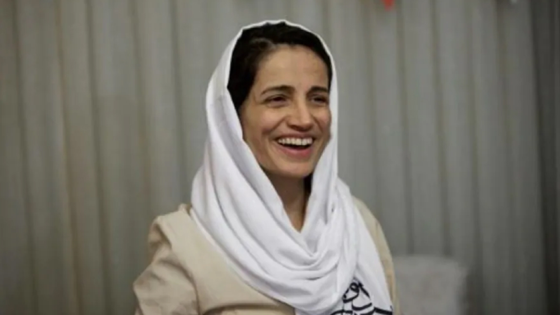 صورة من الأرشيف للمحامية الإيرانية نسرين سوتوده