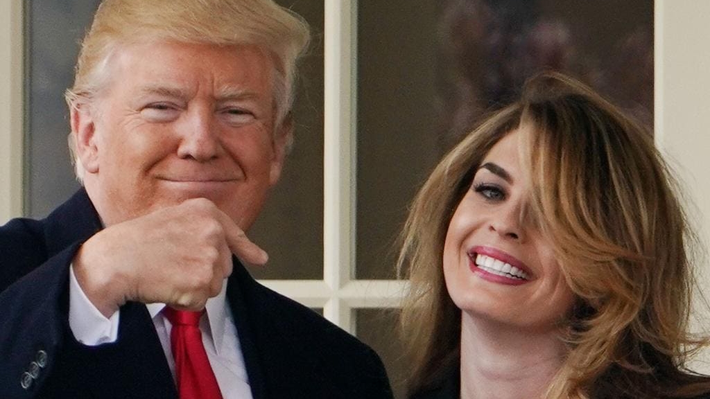 نتيجة اختبار فحص كورونا للمستشارة المقربة من ترمب هوب هيكس جاءت إيجابية