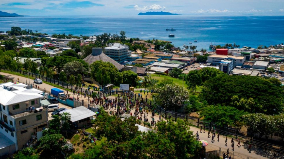 منظر عام لمدينة هونيارا في جزر سليمان