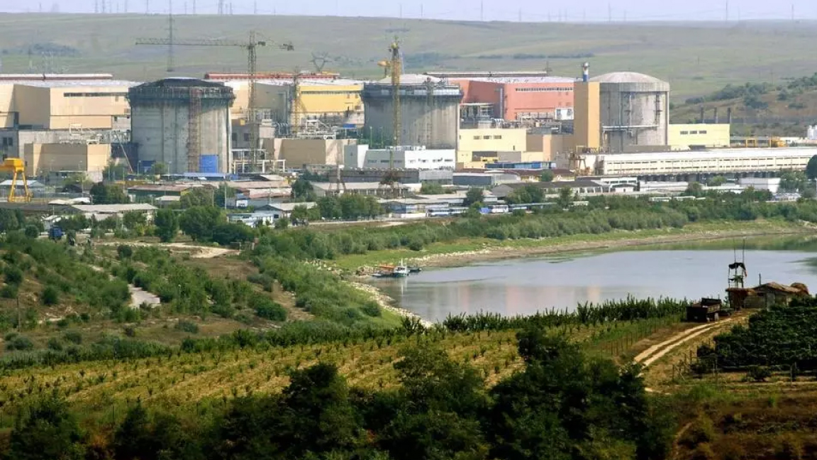 المحطة النووية بسيرنافودا جنوب شرق رومانيا في صورة من الأرشيف 