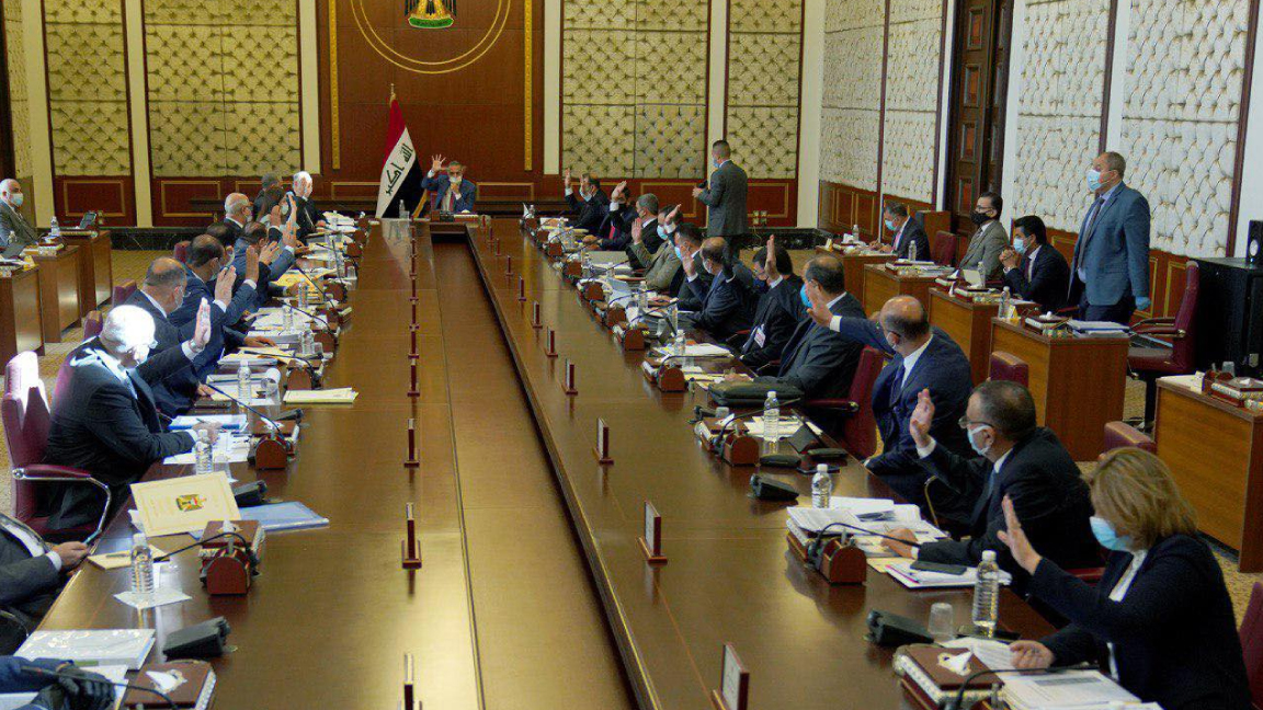 الحكومة العراقية خلال تصويتها بالموافقة الثلاثاء على ورقة الاصلاح المالي