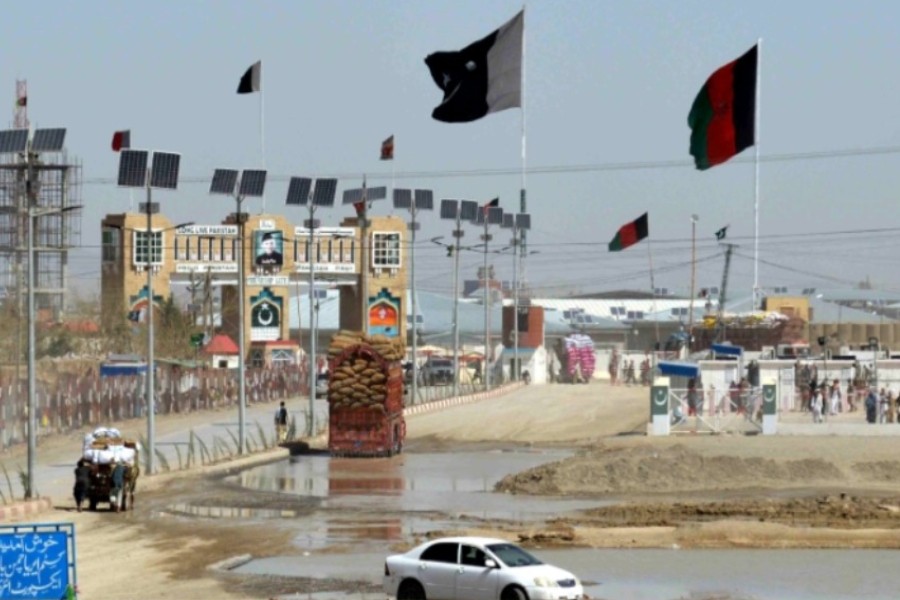 مقتل 11 امرأة في تدافع قرب القنصلية الباكستانية في أفغانستان