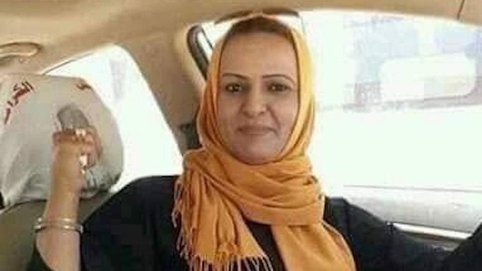 قبل مقتلها بلحظات، كانت المحامية الليبية حنان البرعصي تبث فيديو مباشراً عبر حسابها في فيسبوك