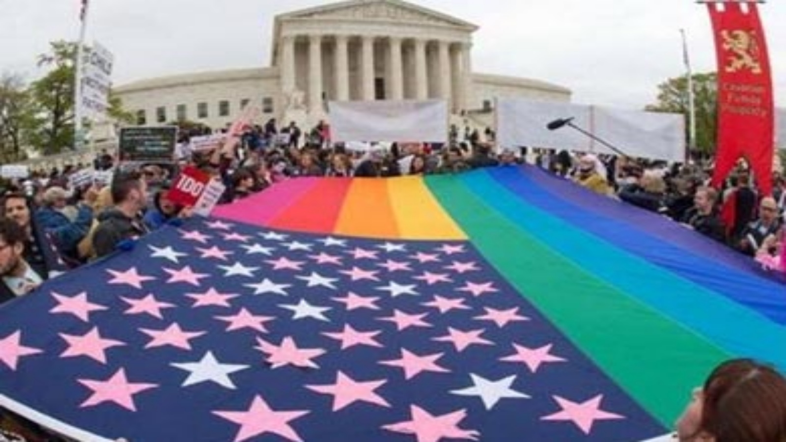 نيفادا أول ولاية أميركية تقرّ زواج المثليين في الدستور