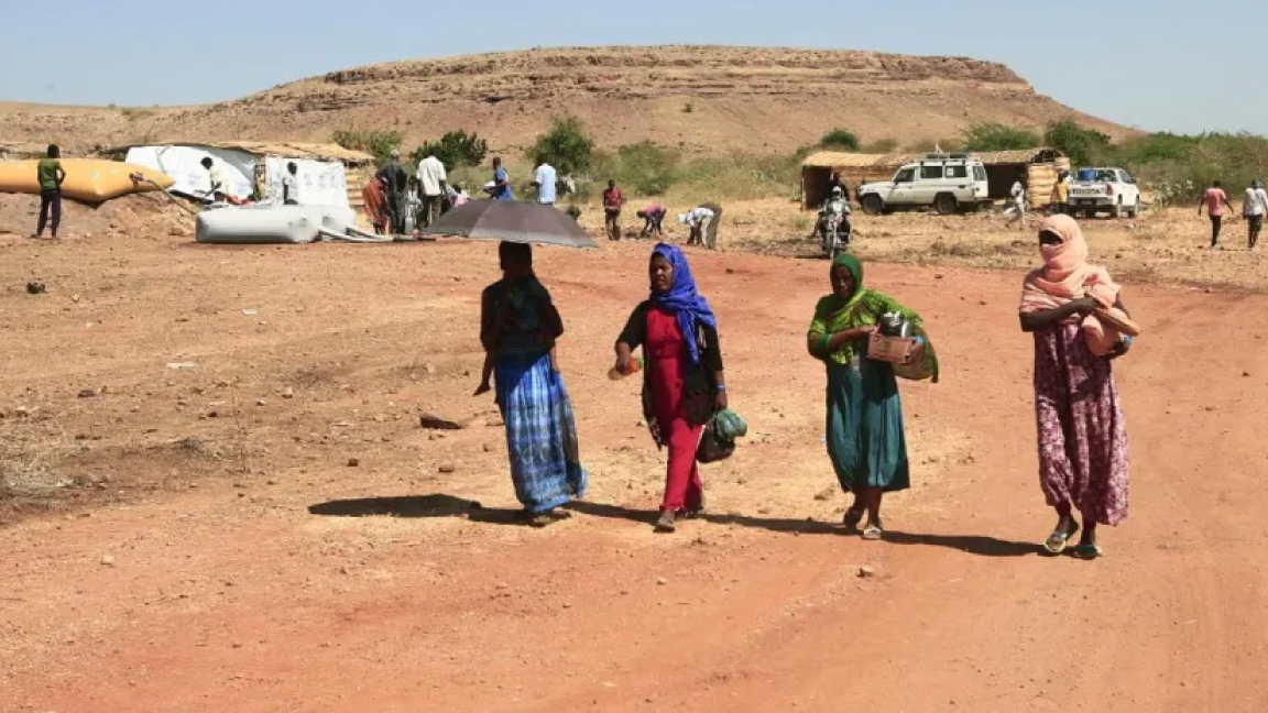 إثيوبيات هاربات من الحرب في إقليم تيغراي إلى القطارف السودانية في 19 نوفمبر الجاري