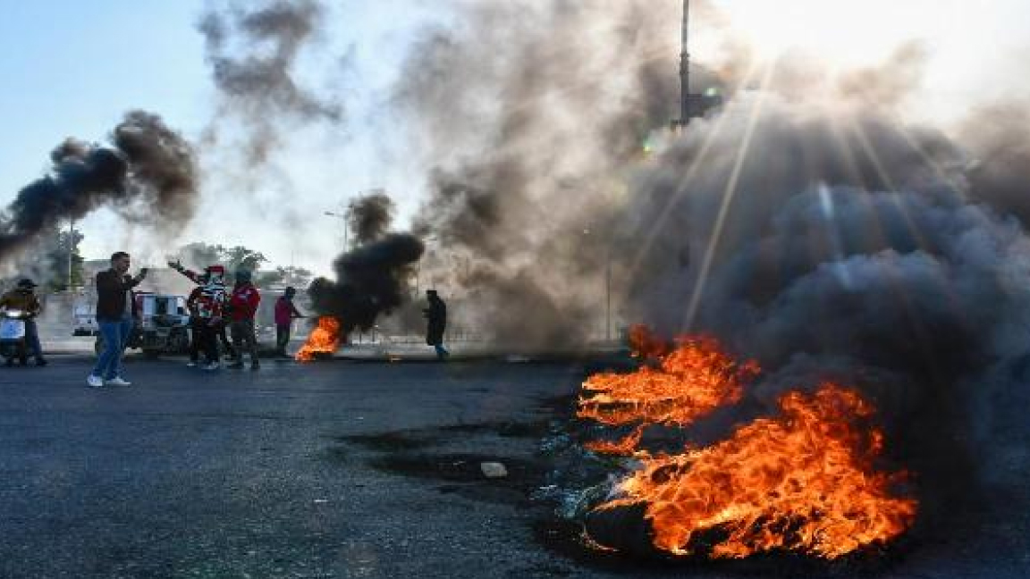 اعتداء أنصار الصدر على متظاهري الناصرية الجمعة الماضي