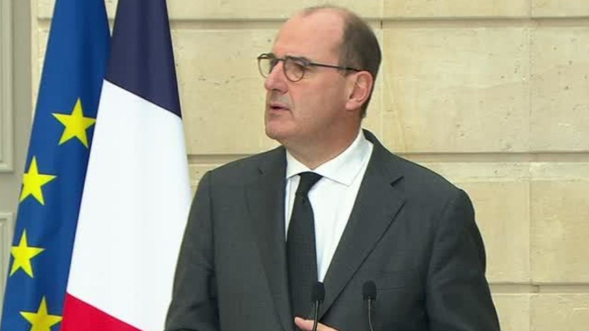 رئيس الوزراء الفرنسي جان كاستيكس في مؤتمر صحافي بباريس الأربعاء