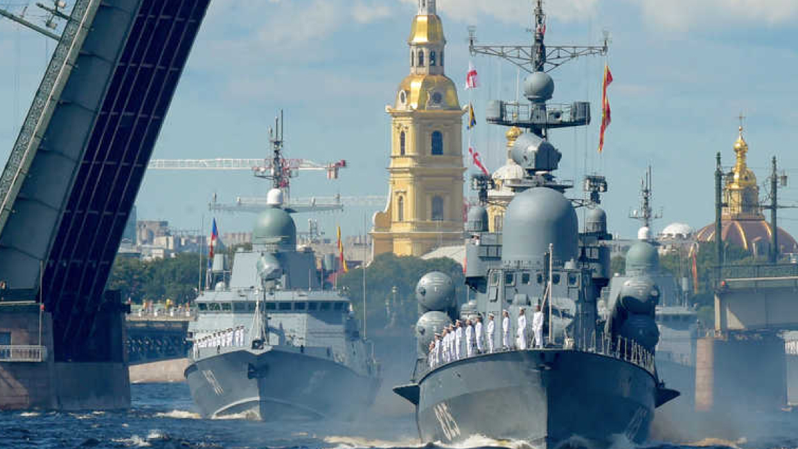 صورة أرشيفية لقطغ نابعة للبحرية الروسية