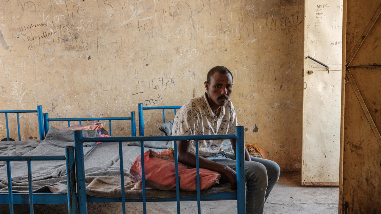 يقول خضر آدم اللاجئ في مخيم للاجئي تيغراي في شرق السودان 