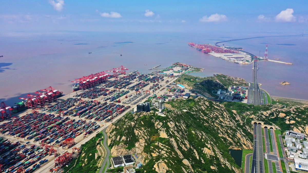 فرضت الخزانة الأميركية عقوبات على ست شركات نقل بحري مقرها في الصين وبريطانيا وفيتنام و/أو في كوريا الشمالية