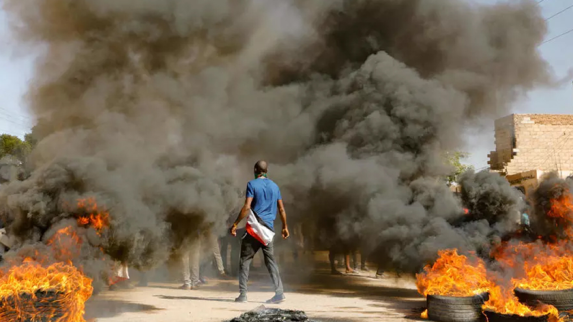 متظاهرون سودانيون في شوارع الخرطوم السبت