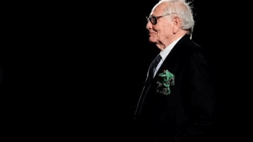 المصمم الفرنسي بيار كاردان في برشلونة في 28 كانون الثاني/يناير 2012