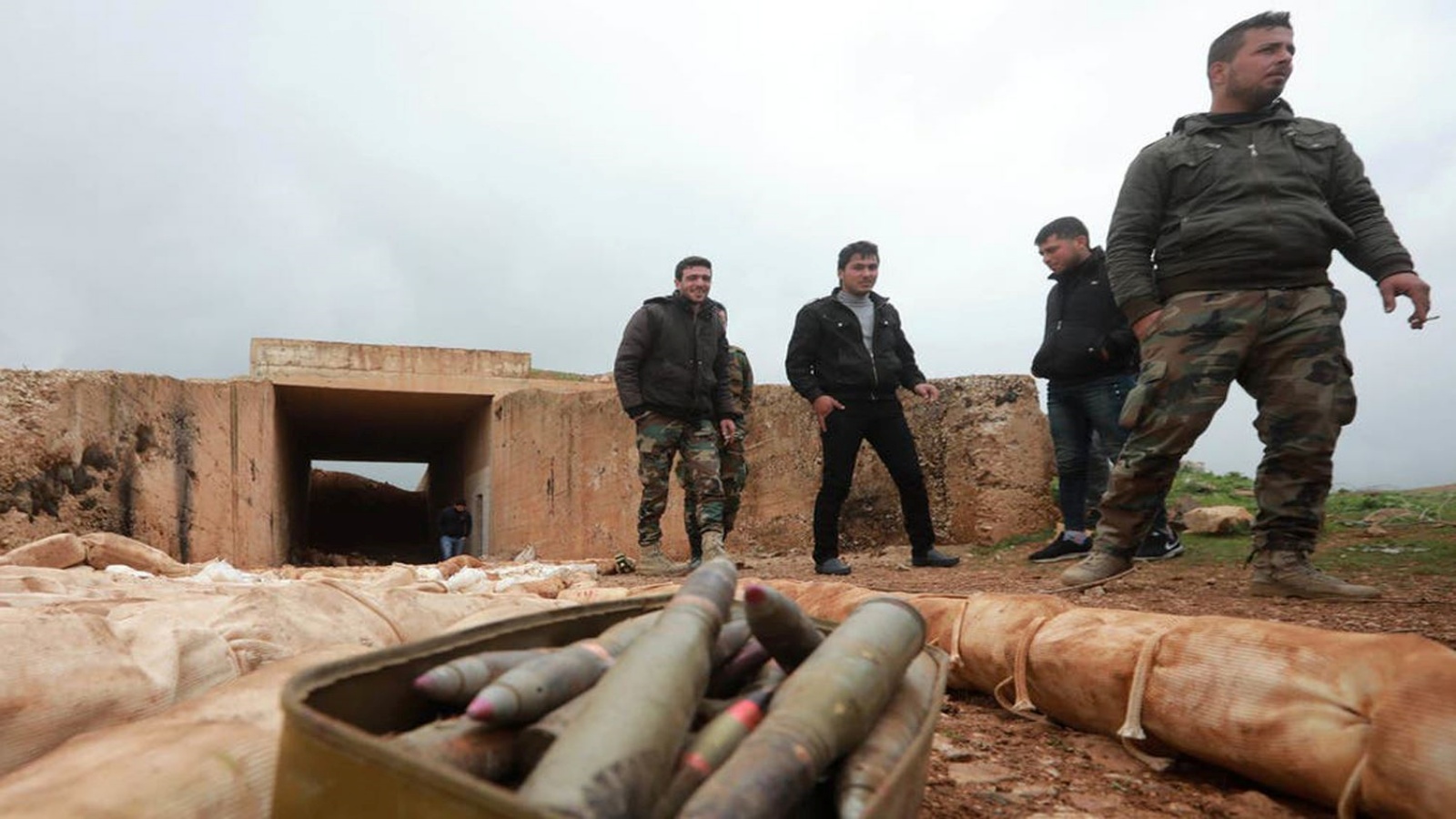 مقتل سبعة مقاتلين موالين للنظام بهجوم لتنظيم لداعش شرق سوريا 