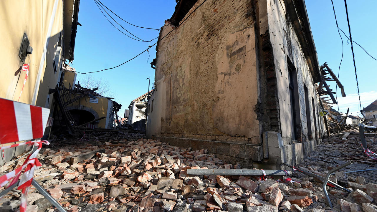 ركام في بيترينيا جراء زلزال ضرب وسط كرواتيا في 29 كانون الأول/ديسمبر 2020 