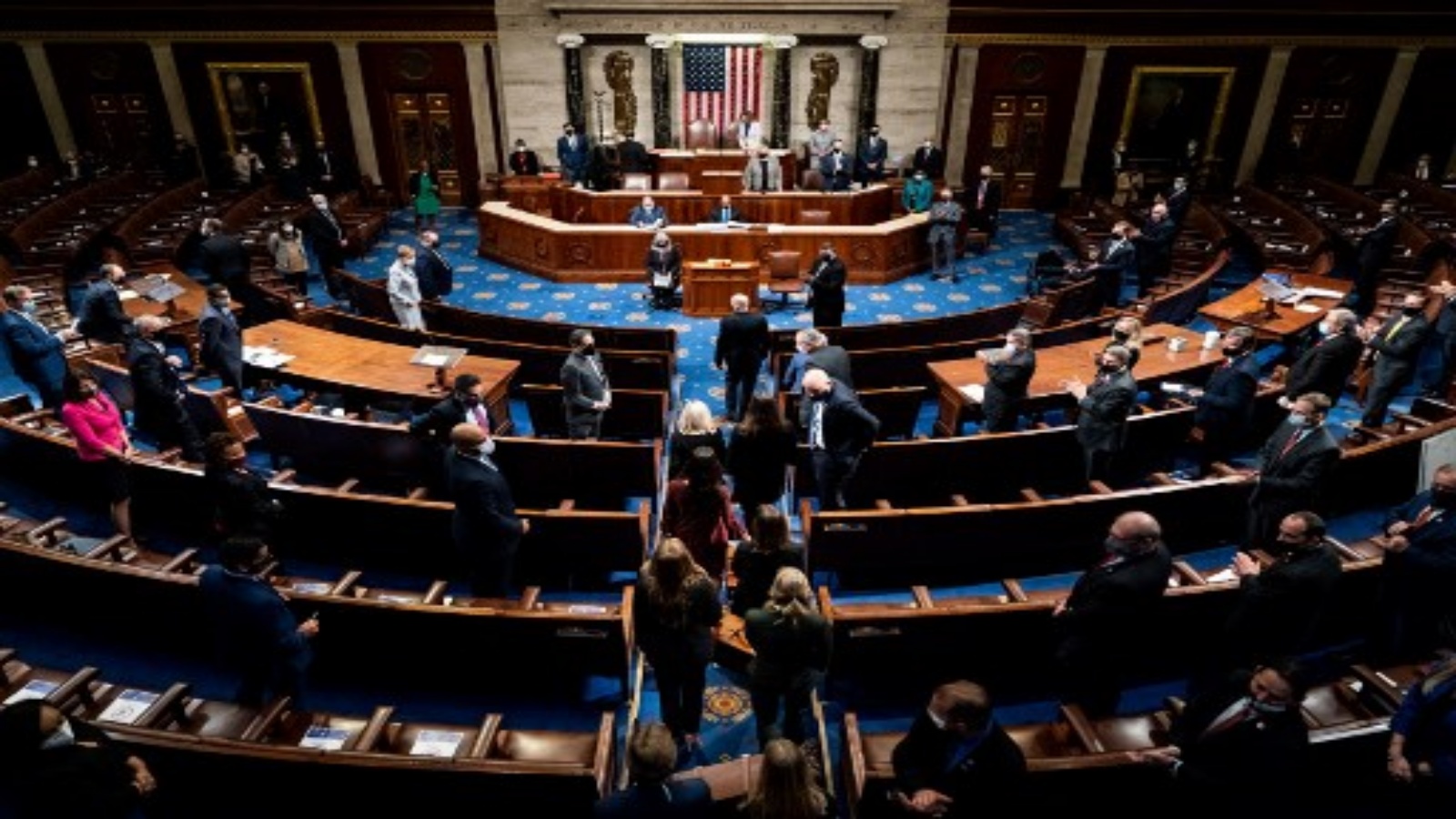 الكونغرس الأميركي يبدأ مناقشاته حول توجيه الاتهام إلى ترامب