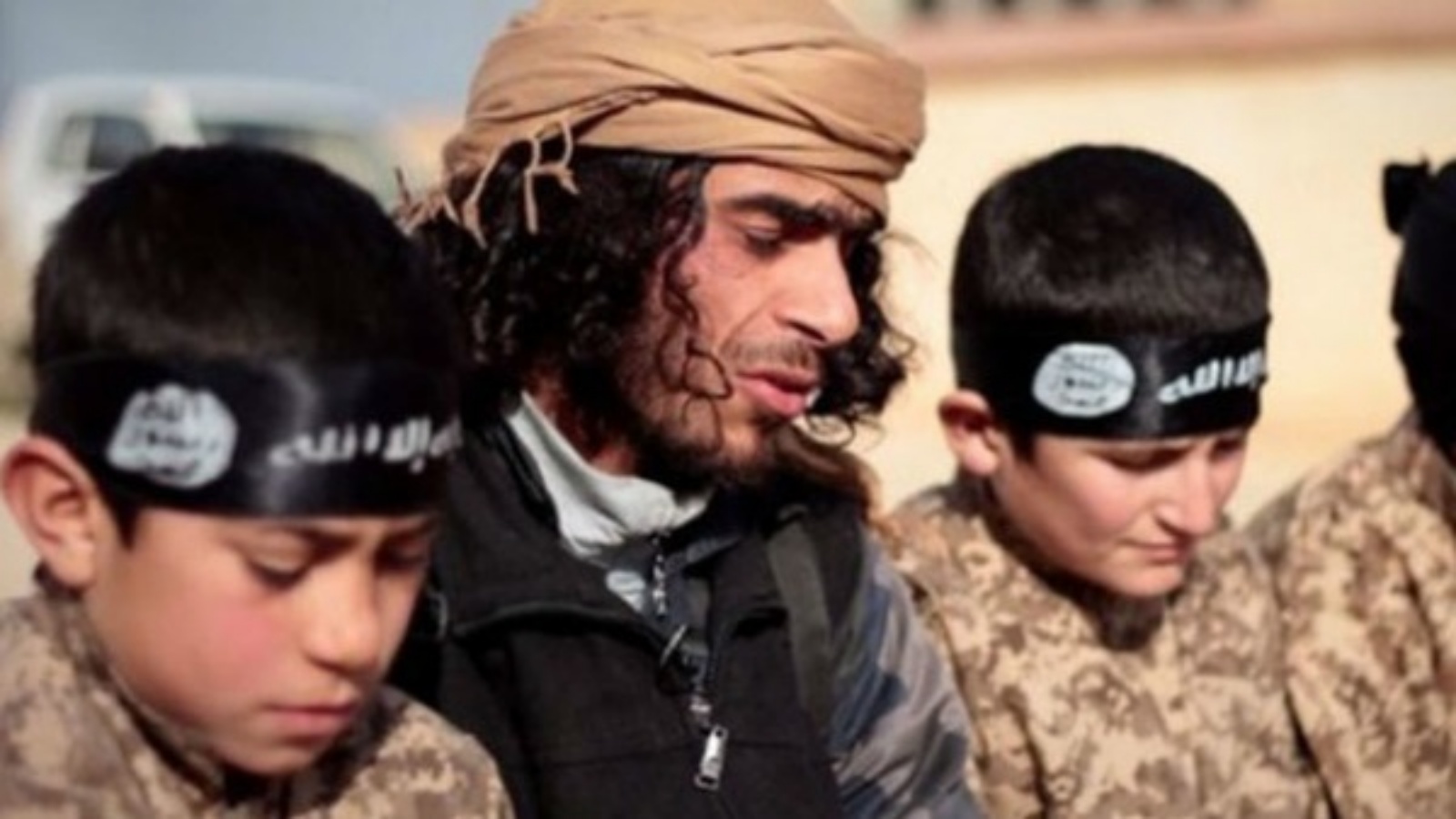 فرنسا أعادت سبعة أطفال من أبناء الجهاديين في سوريا