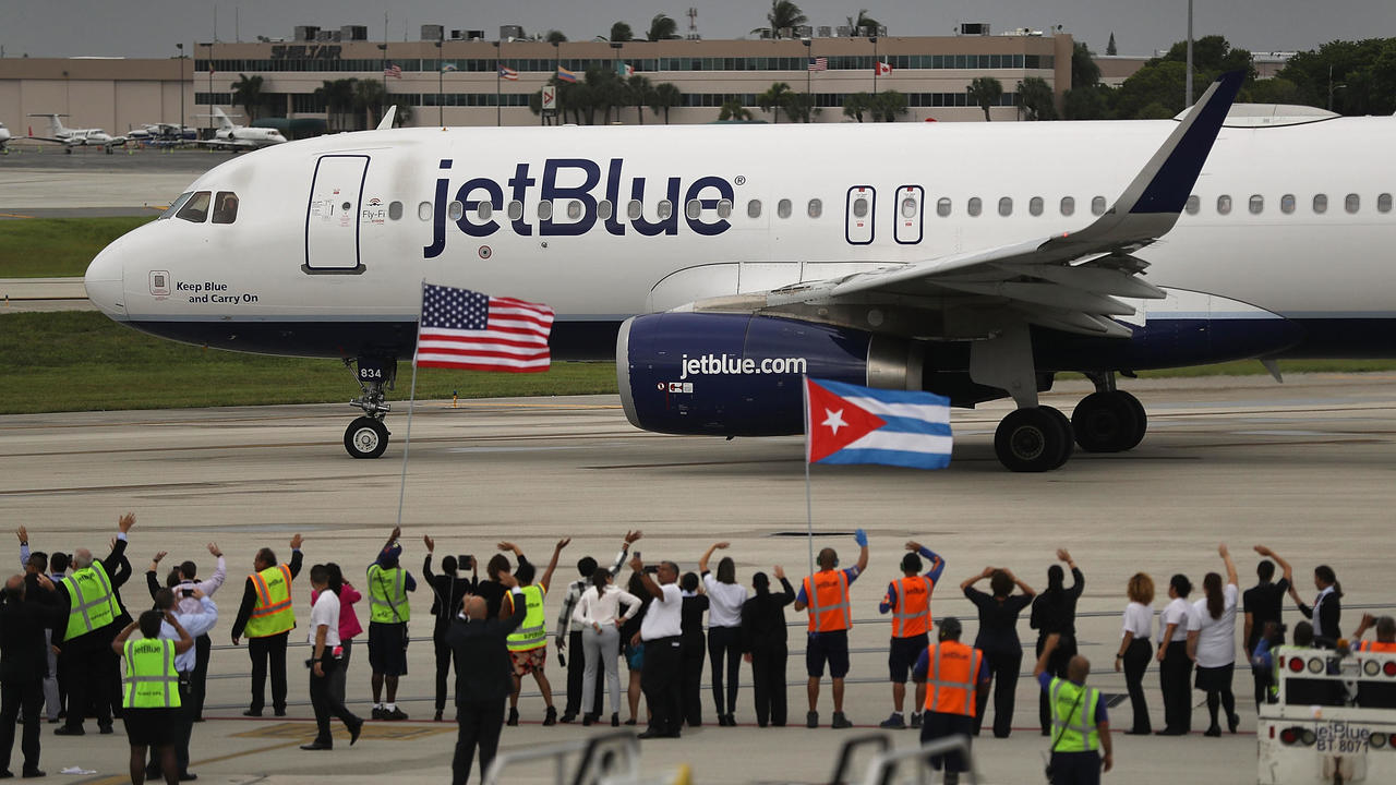 وصول أول رحلة تجارية منتظمة من فلوريدا إلى كوبا منذ 1961 في الحادي والثلاثين من آب / أغسطس 2016
