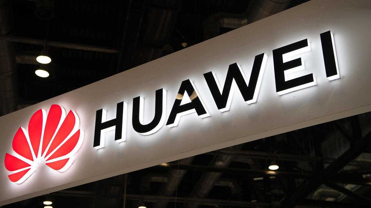 شعار شركة هواوي الصينية العملاقة للاتصالات خلال معرض أكسبو للإلكترونيات في بكين في 2 آب/أغسطس 2019